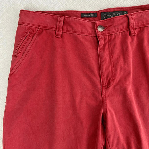 Vintage Hawkings Mcgill Men's Size 34 Tailored Fit Red Bermuda Style Shorts - Picture 3 of 9